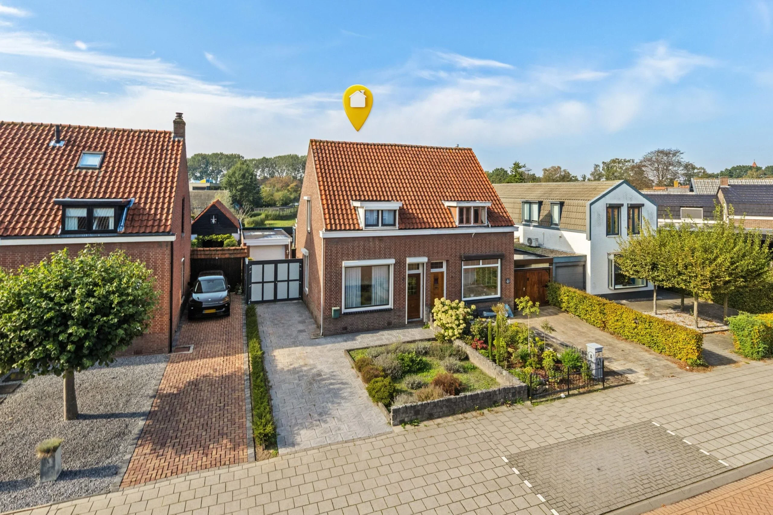 Huis Zundertseweg 8 in Roosendaal