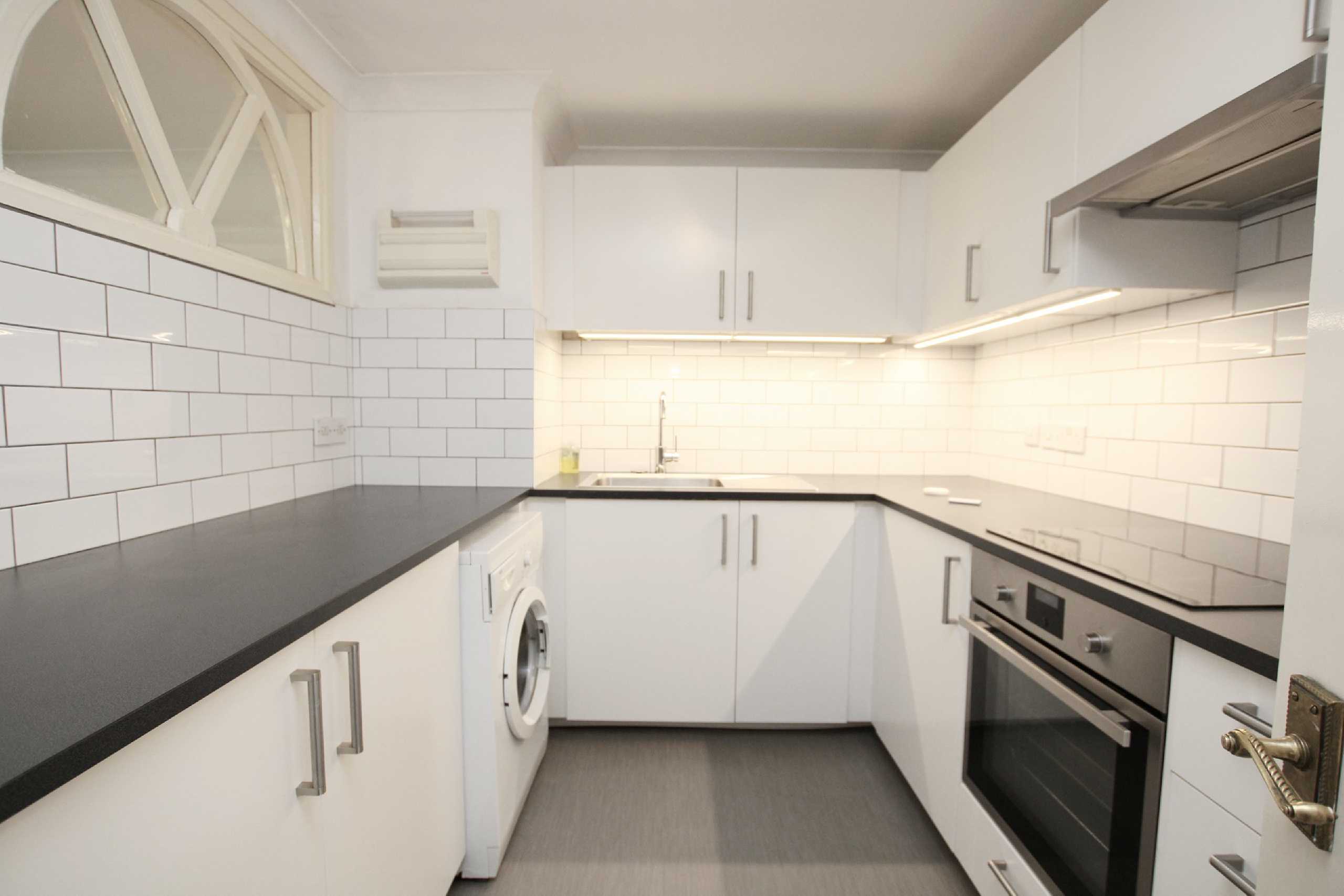 Flat Heathcote Street in Greater London