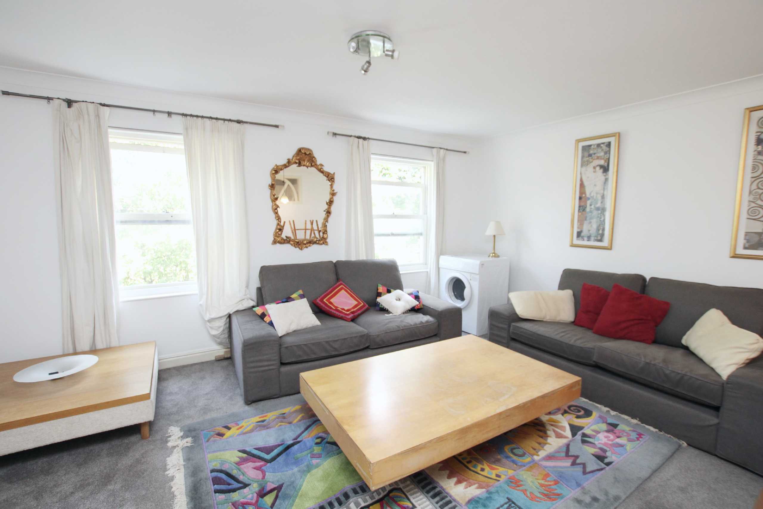 Flat Heathcote Street in Greater London