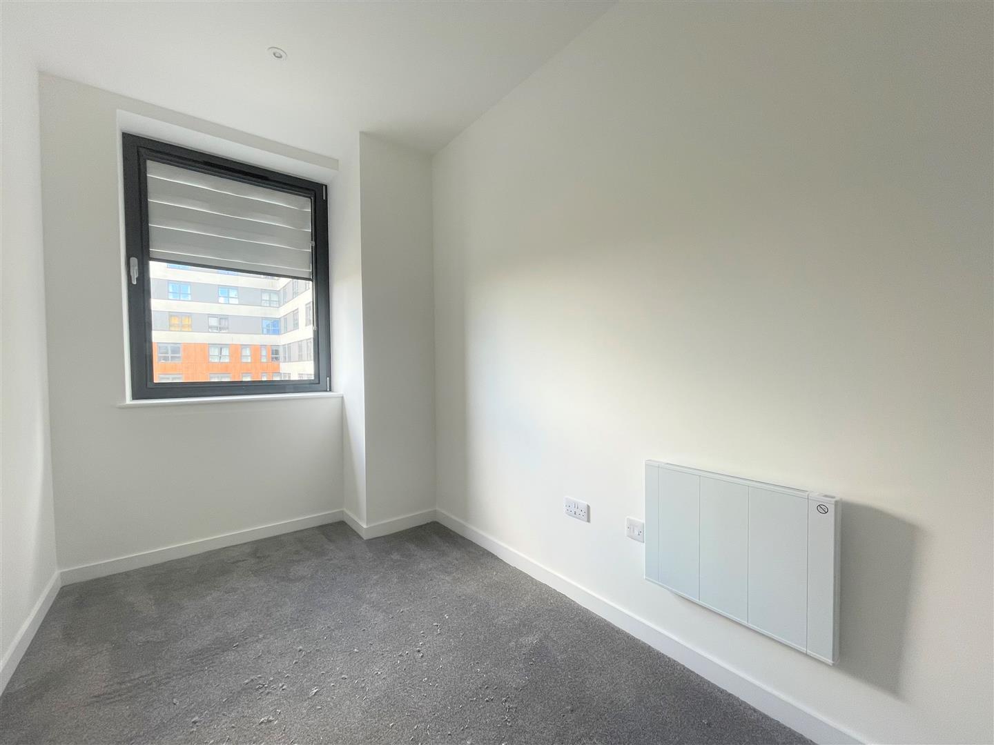 Flat Alençon Link in Basingstoke and Deane