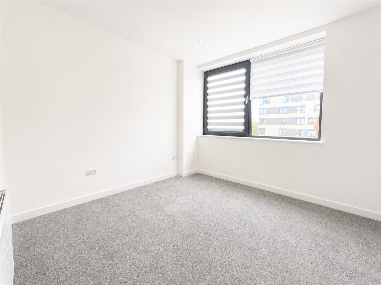 Flat Alençon Link in Basingstoke and Deane