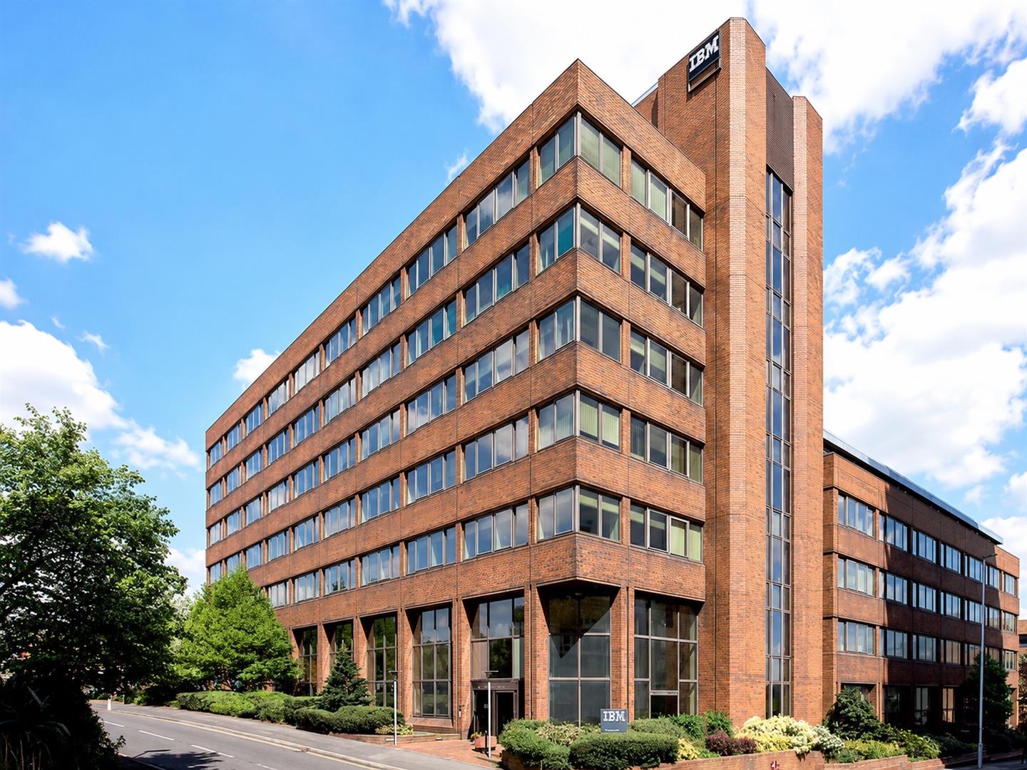 Flat Alençon Link in Basingstoke and Deane