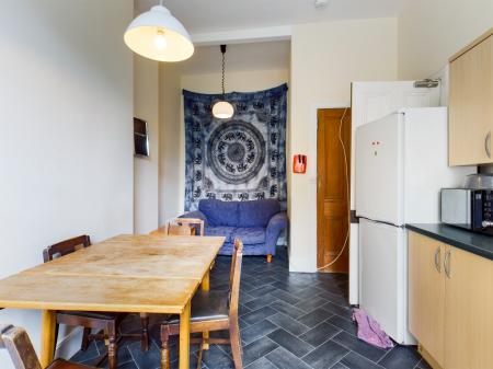 Flat Warrender Park Road in City of Edinburgh