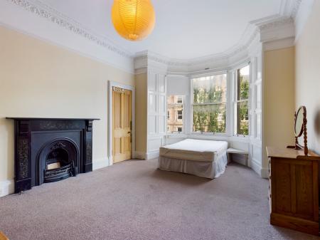 Flat Warrender Park Road in City of Edinburgh