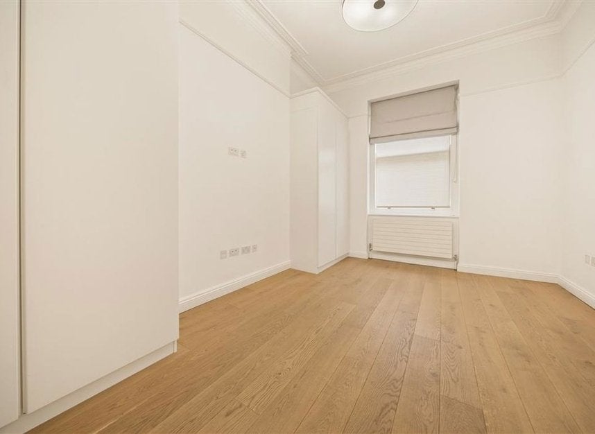 Flat George Street in City of Westminster