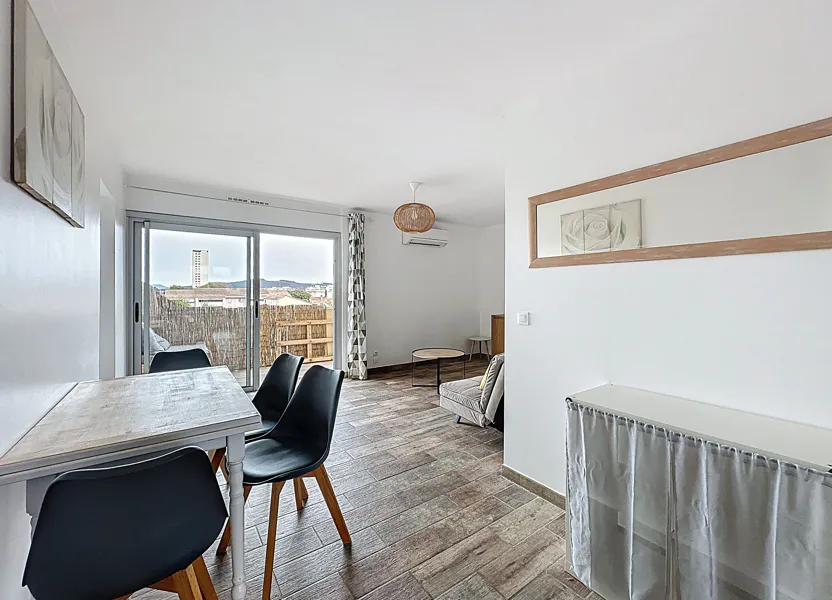 Flat Vieux Chemin des Sablettes in La Seyne-sur-Mer