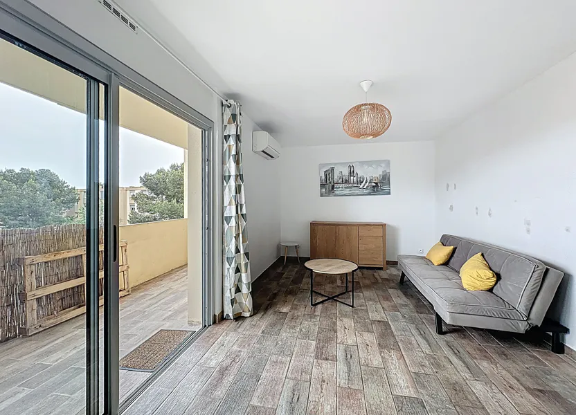 Flat Vieux Chemin des Sablettes in La Seyne-sur-Mer