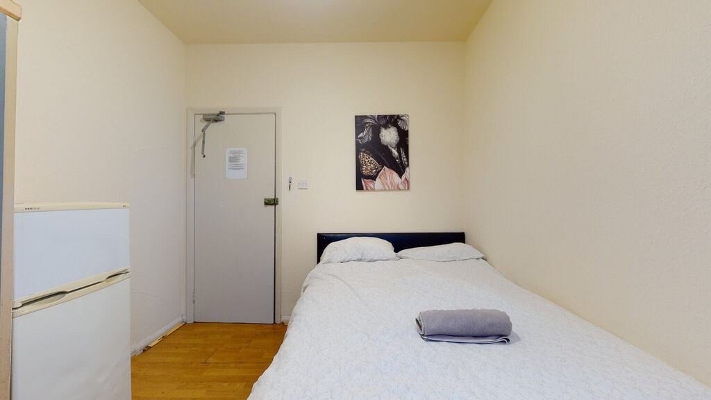 Room Anson Road in Greater London