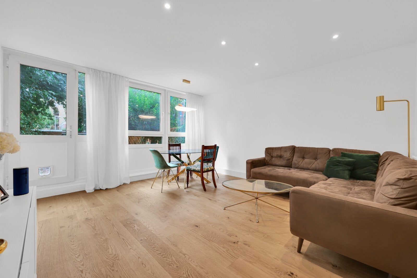 Flat Stanhope Street in Greater London