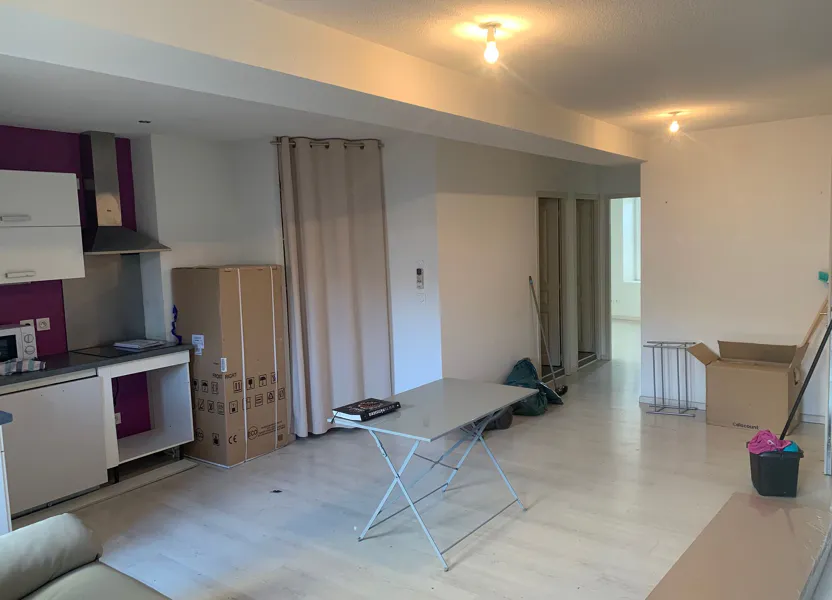 Appartement Rue du Tram à Granges-les-Beaumont
