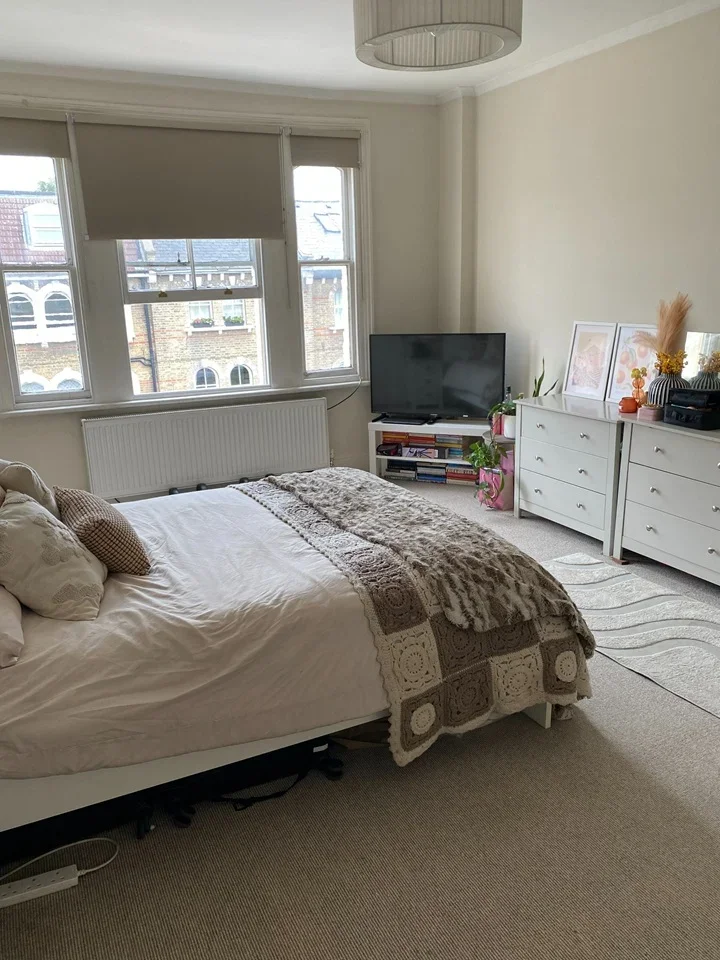 Room Victoria Rise in Greater London