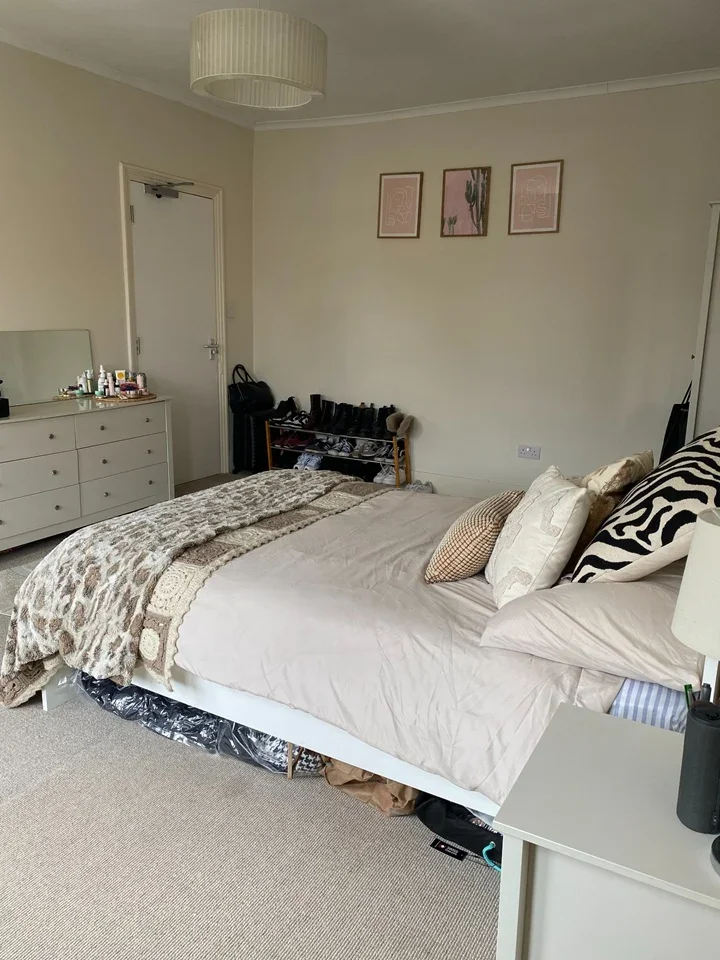 Room Victoria Rise in Greater London