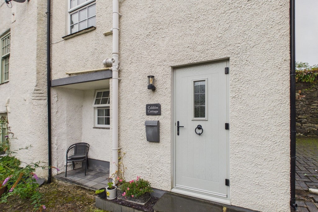 House Daltongate Gallery in Ulverston
