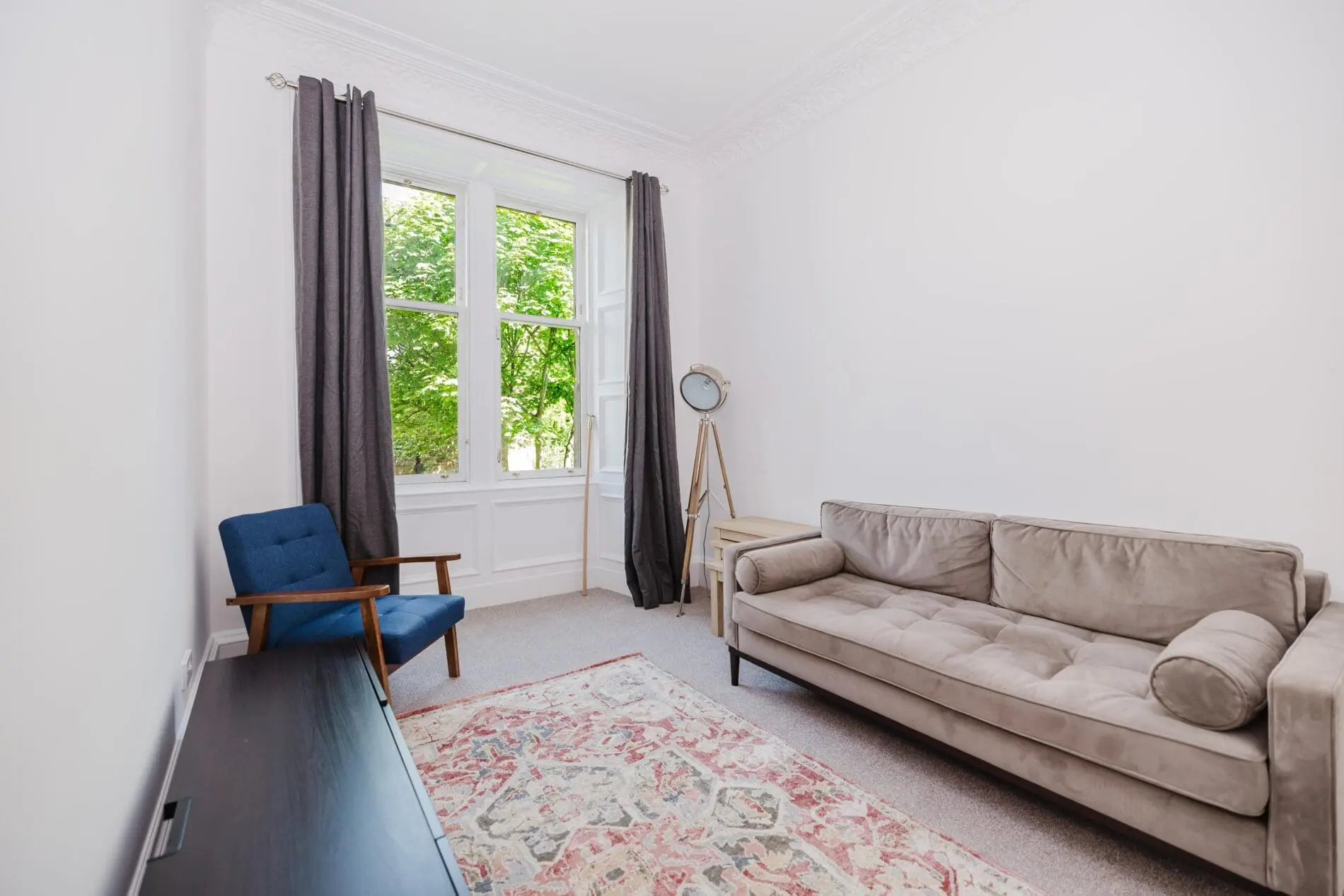 Flat Jordan Lane in City of Edinburgh