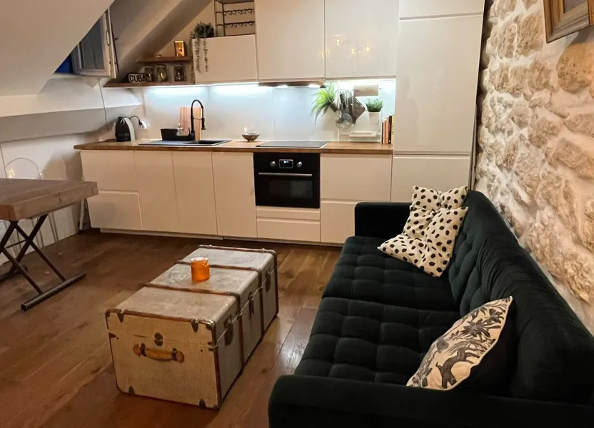 Appartement Rue du Pont aux Choux à Paris