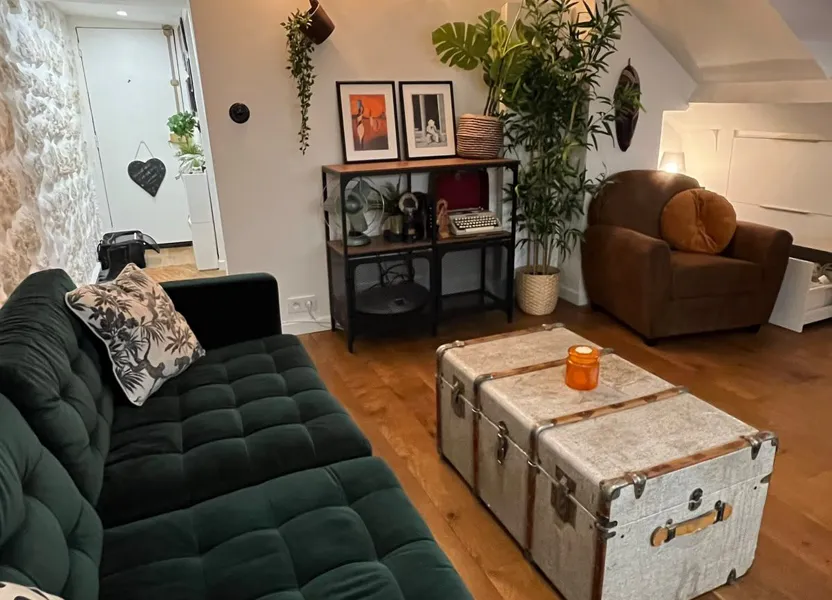 Appartement Rue du Pont aux Choux à Paris