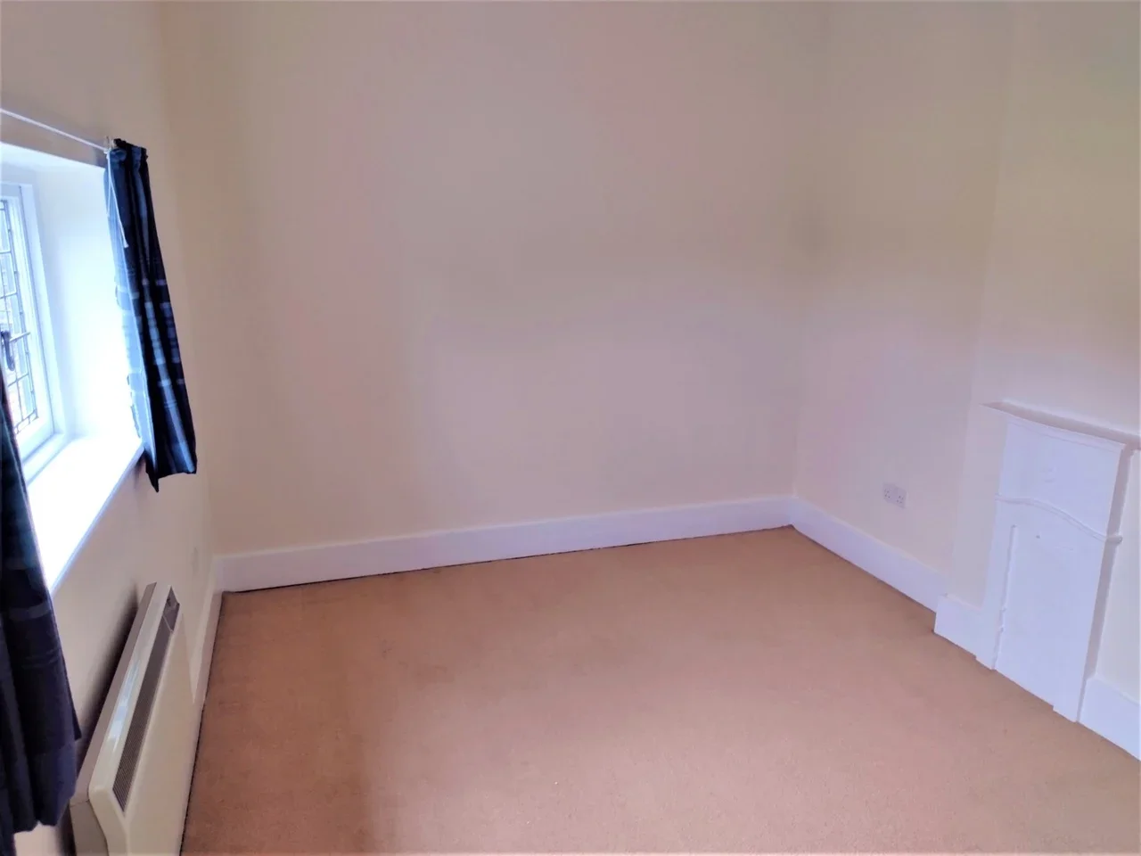 Flat South Avenue in Guildford