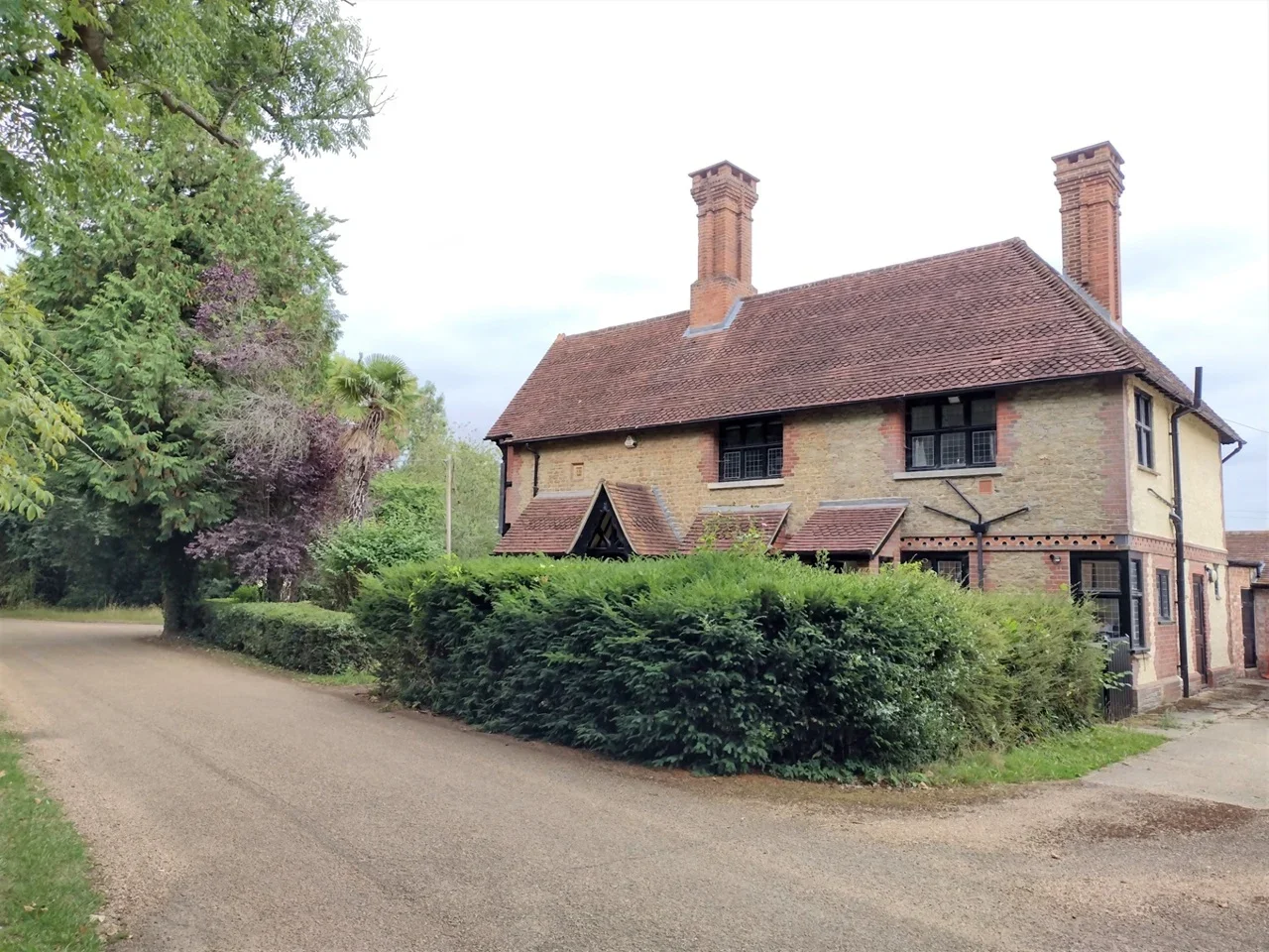 Flat South Avenue in Guildford