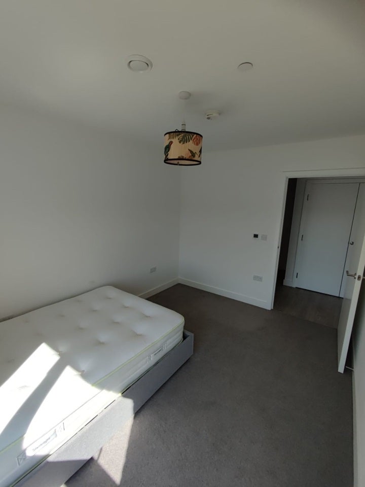 Room Civic Street in Greater London