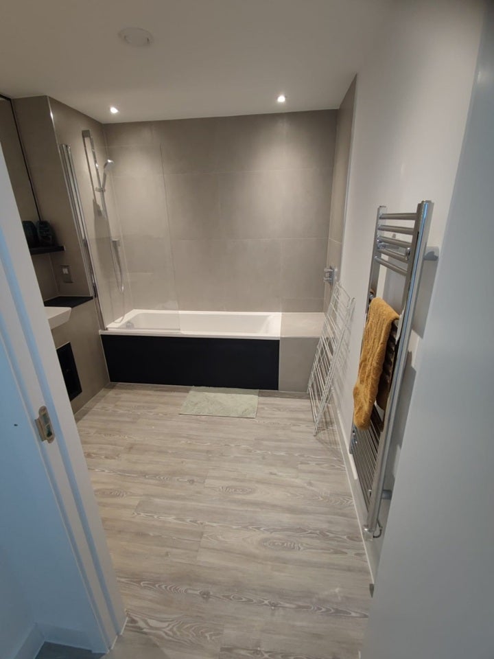 Room Civic Street in Greater London