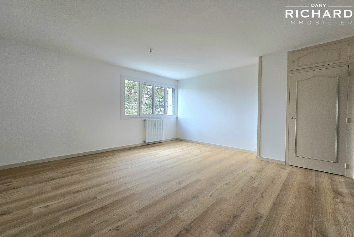 Flat Rue Émile Cochet in Rennes