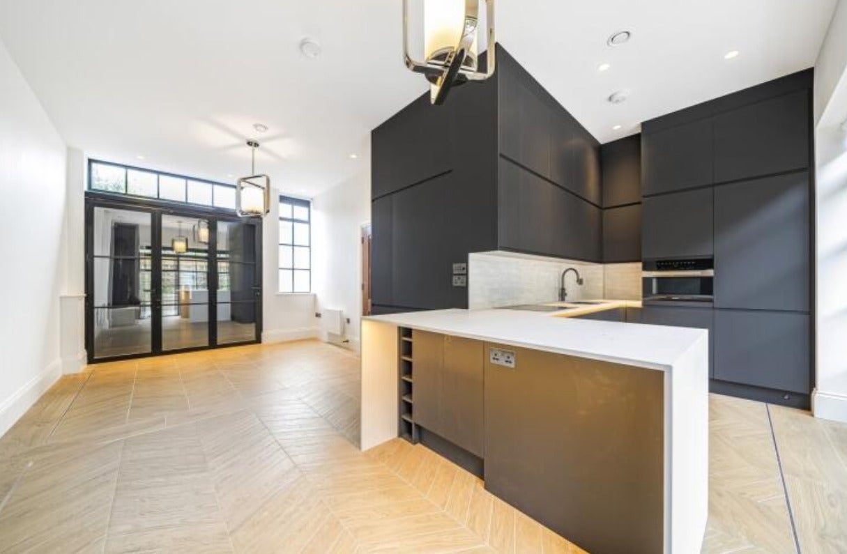 House Grove Mews in Greater London