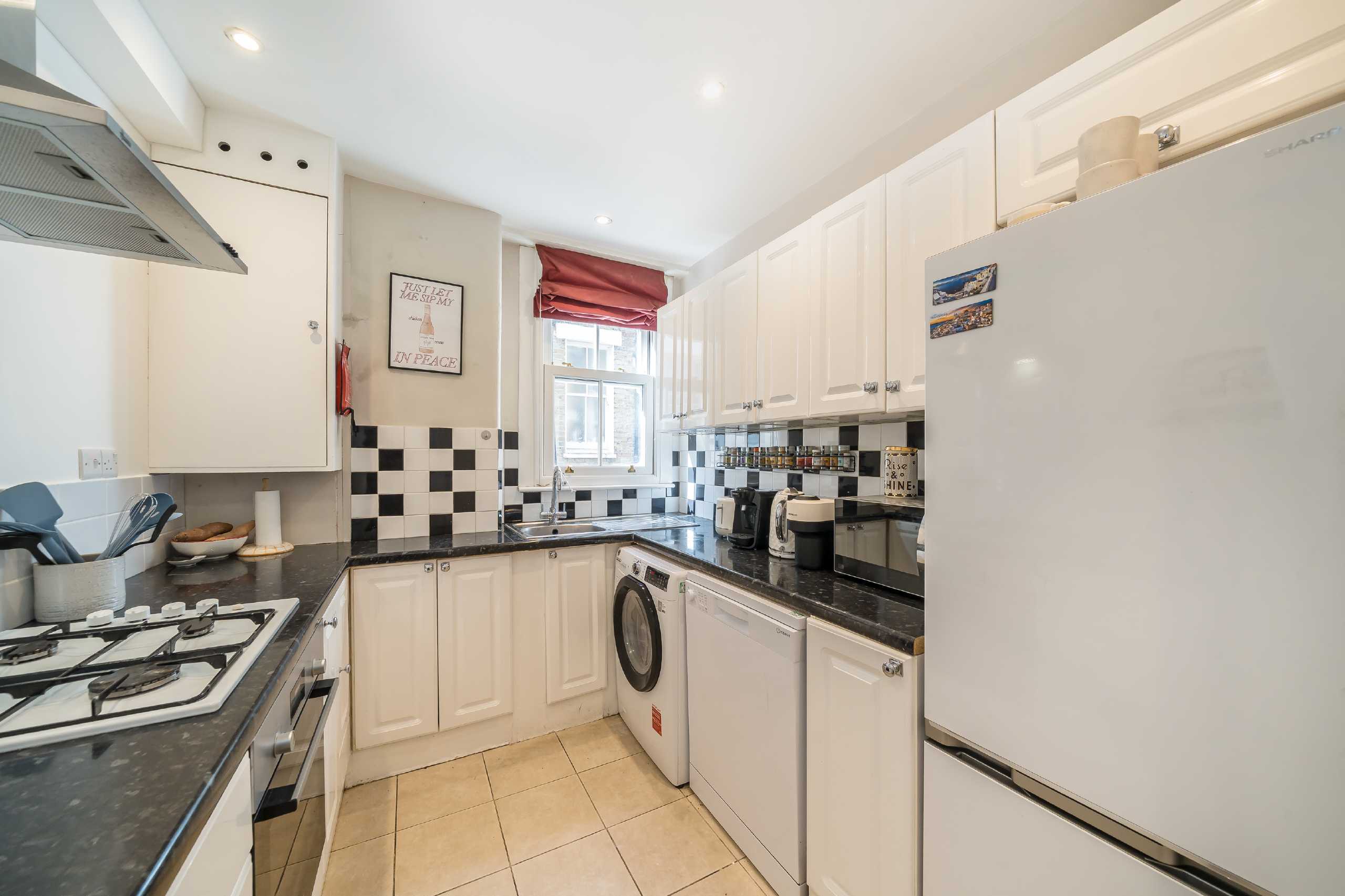 Flat Latchmere Road in Greater London
