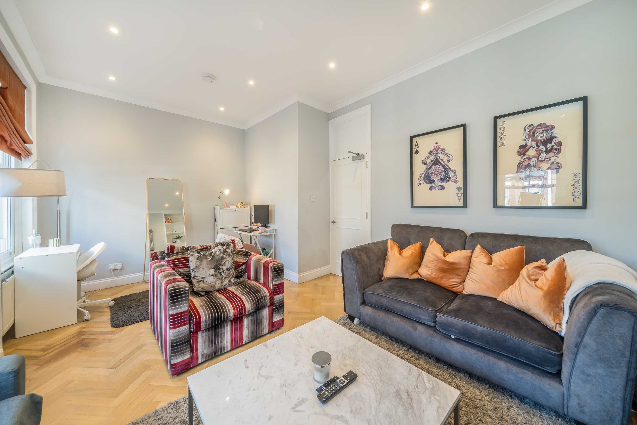 Flat Latchmere Road in Greater London
