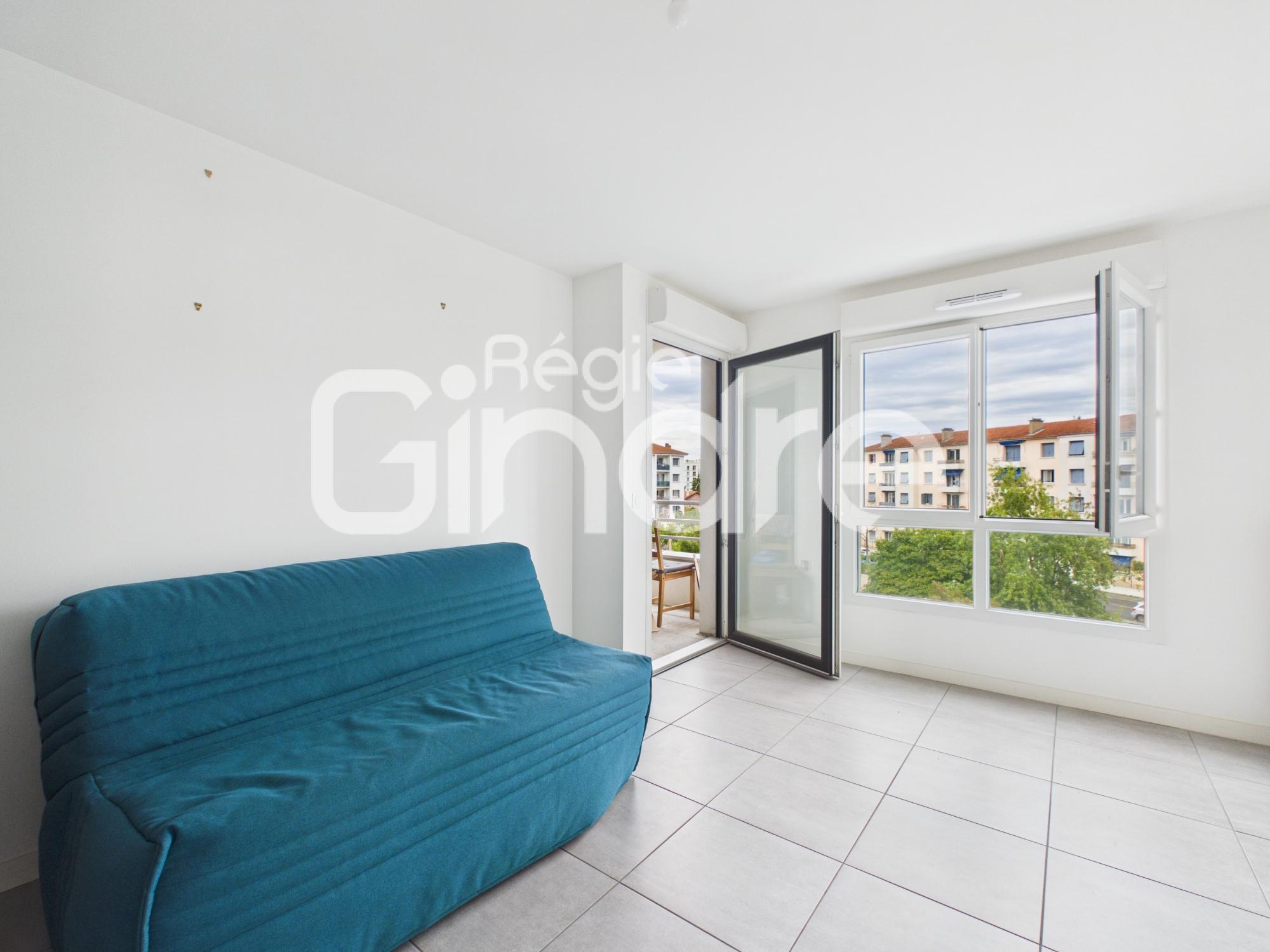 Flat Rue Séverine in Villeurbanne