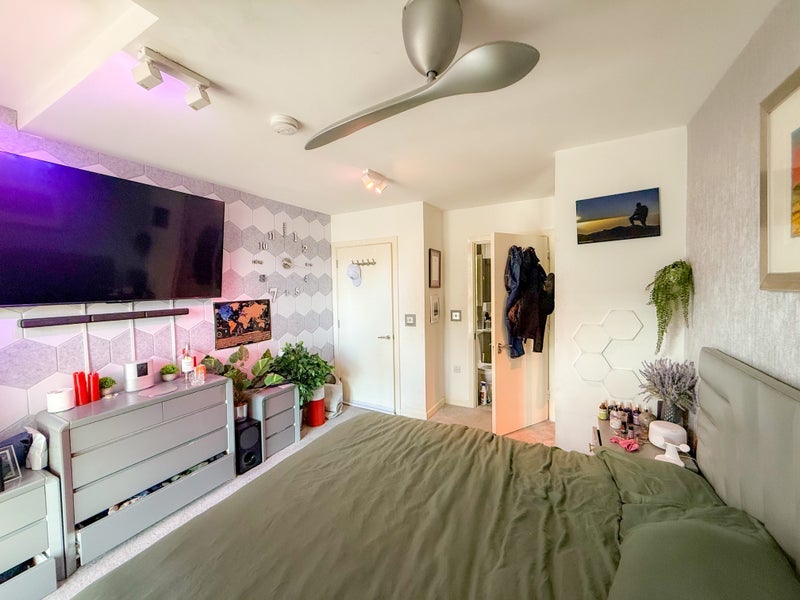Room Amelia Street in Greater London