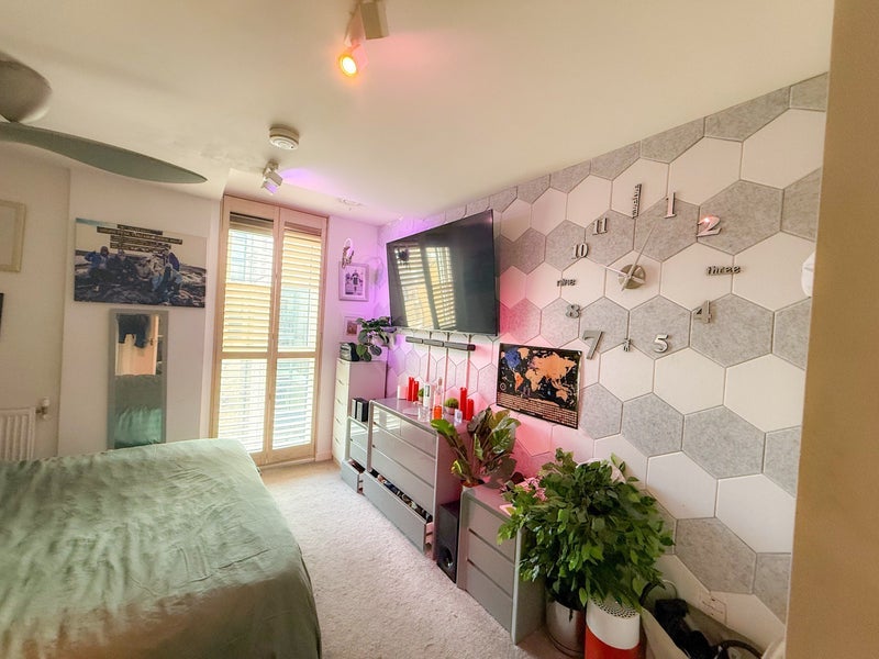 Room Amelia Street in Greater London