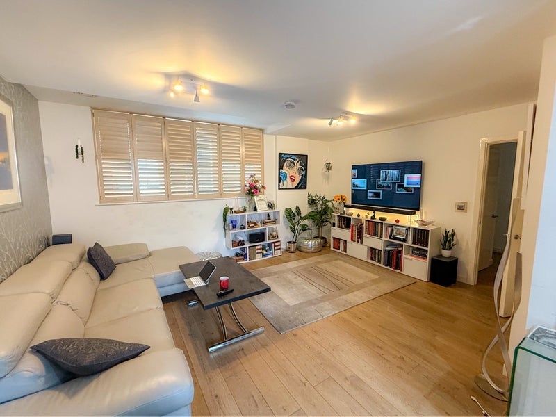Room Amelia Street in Greater London