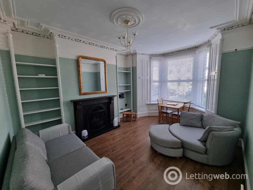 Flat Clifton Road in Aberdeen City