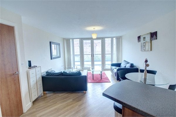 Flat Worsdell Drive in Gateshead