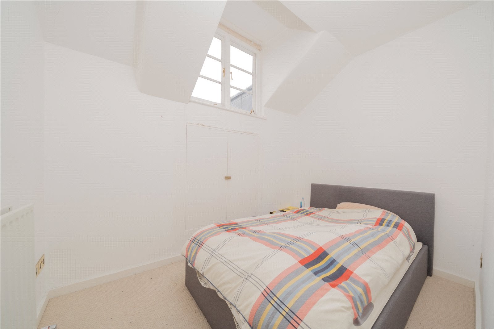 Flat Lennox Gardens in Greater London