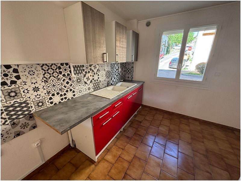 Flat Rue Anatole France in La Grand-Combe