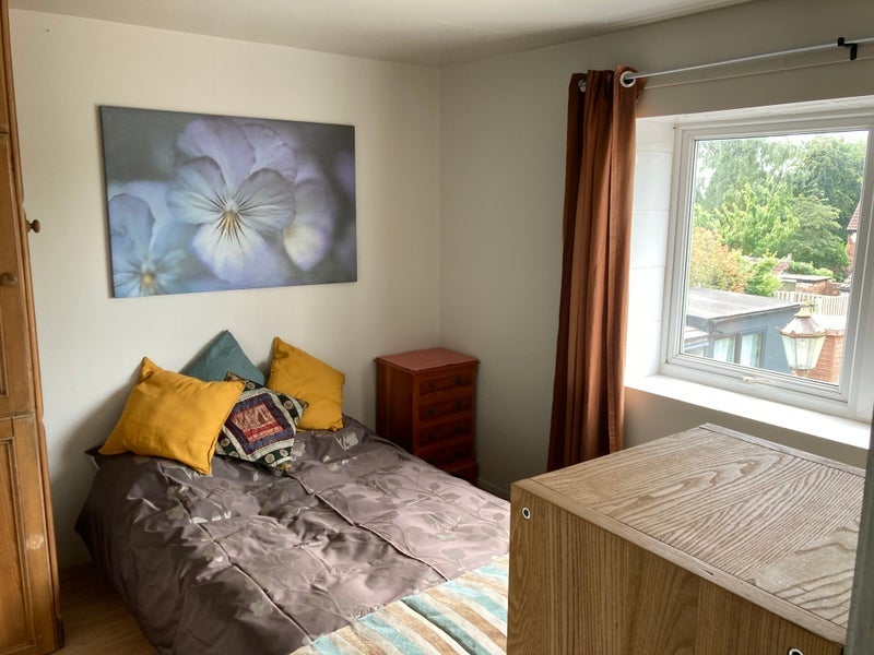 Flat California Lane in Clowne