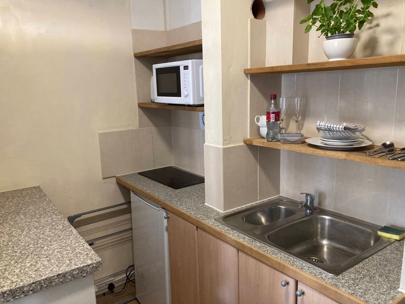 Flat California Lane in Clowne