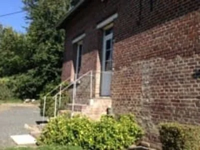 House Rue à Reine in Moulin-sous-Touvent