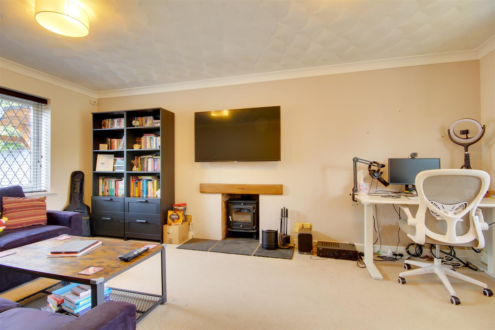 House Dovey Close in Huntingdonshire
