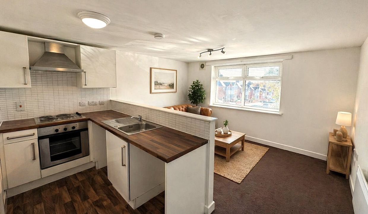 Flat Sandhurst Road in Leicester