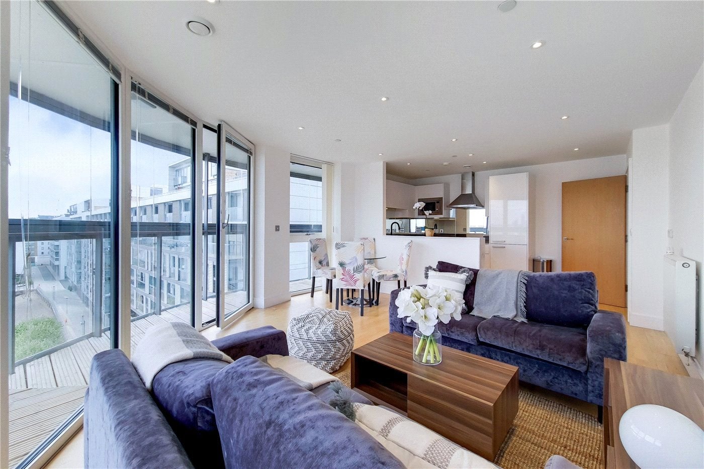 Flat Dreadnought Walk in Greater London