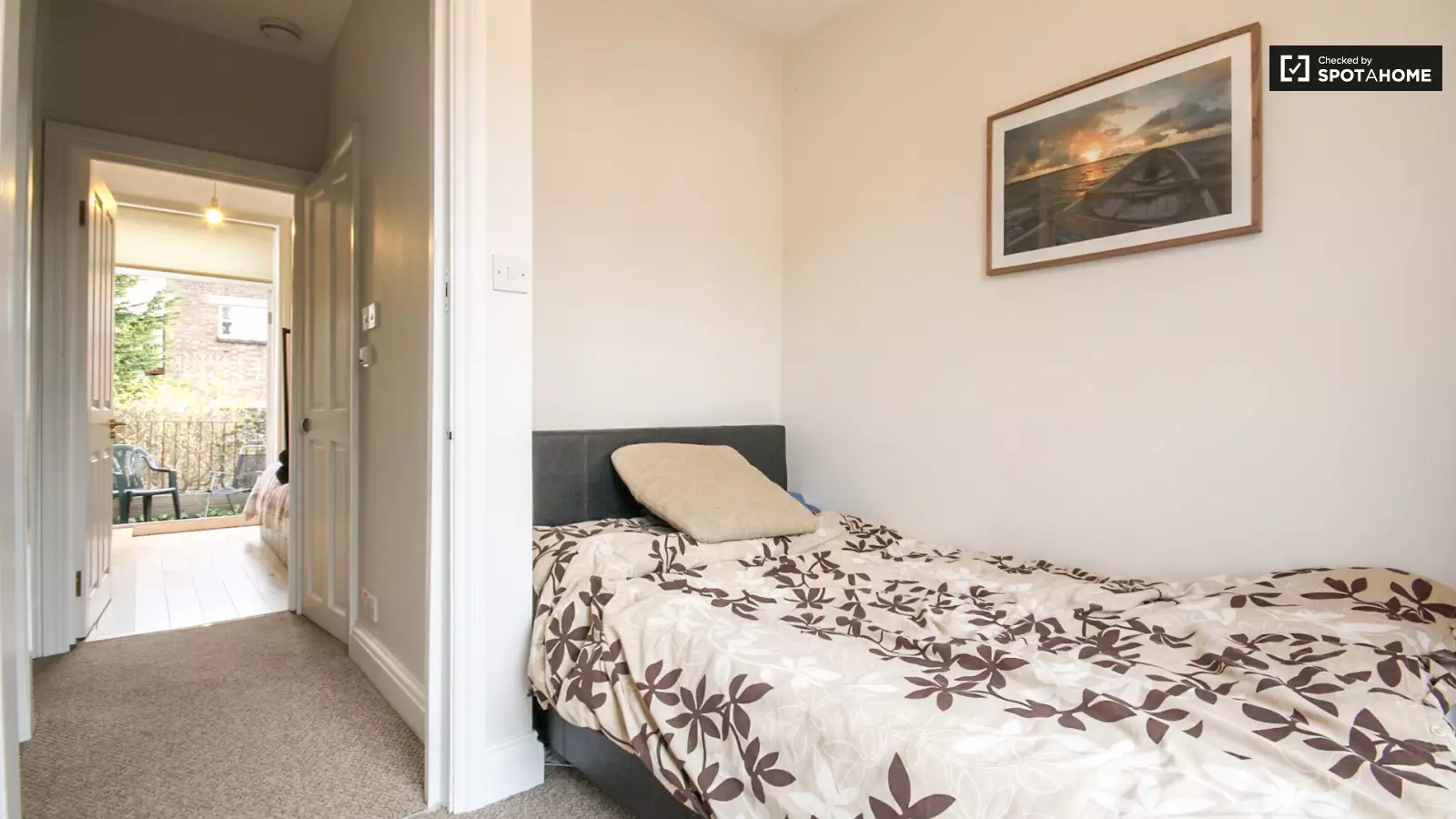 Flat Banbury Road in Greater London