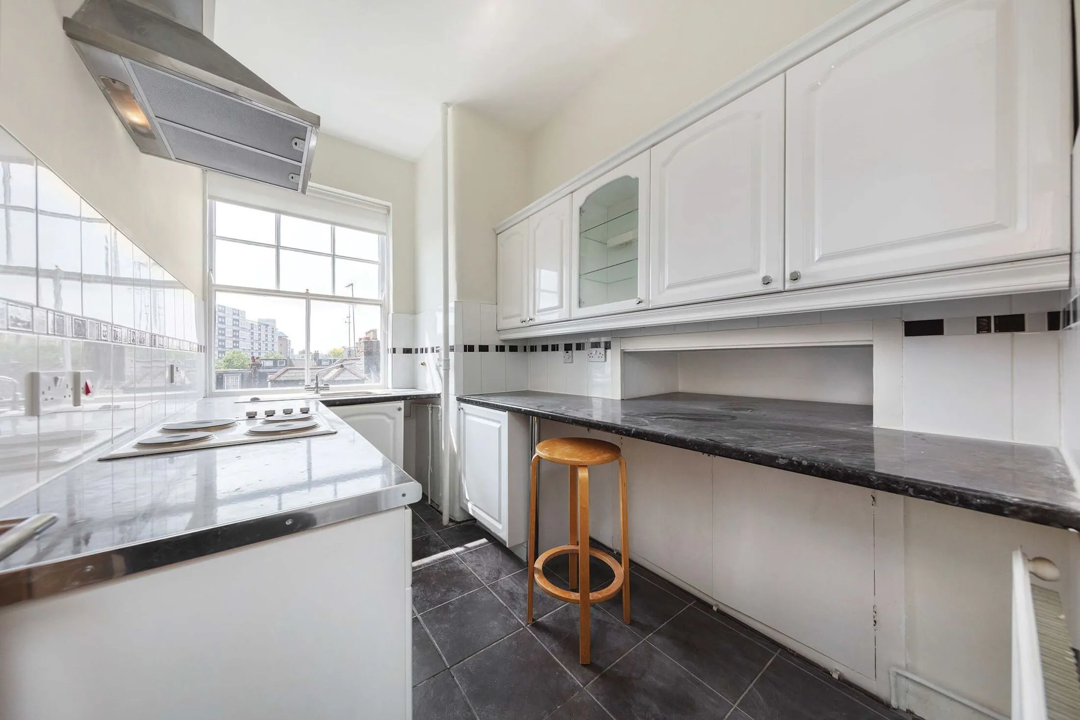 Flat Warriner Gardens in Greater London