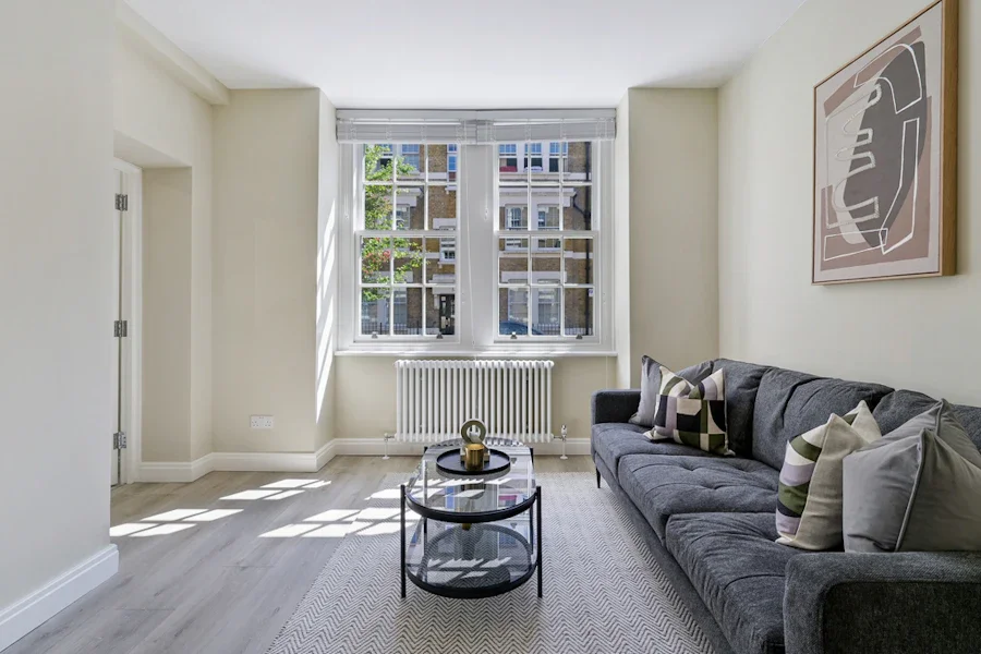 Flat Bryanston Street in London