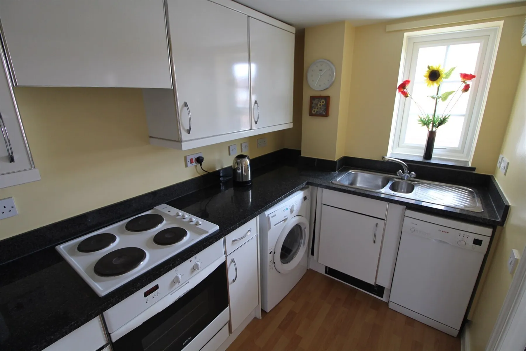Flat Cockfosters Road in Greater London