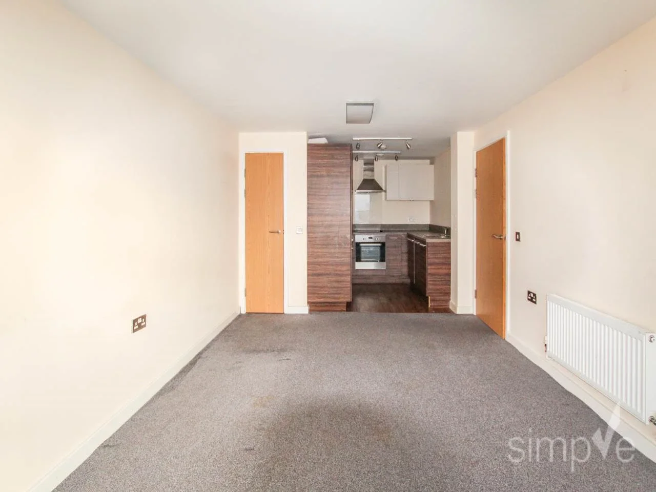 Flat The Green in Greater London
