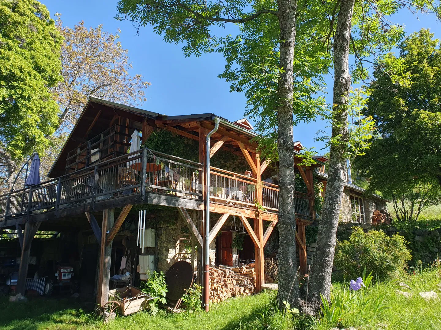 Chambre Route d'Embrun à Puy-Saint-Eusèbe
