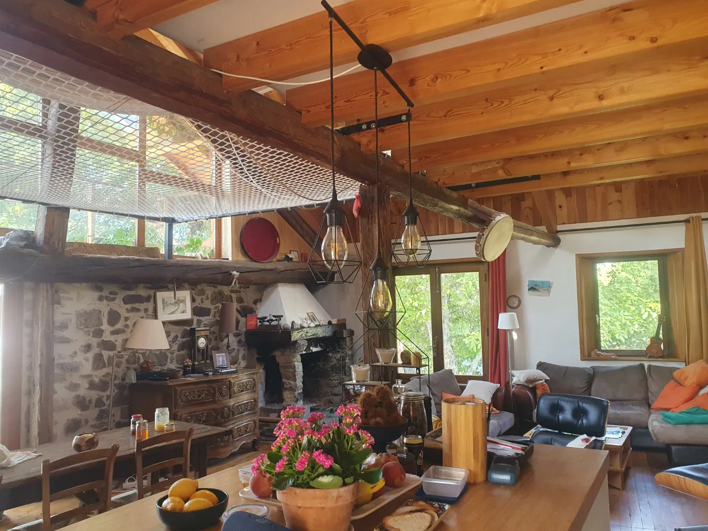 Chambre Route d'Embrun à Puy-Saint-Eusèbe