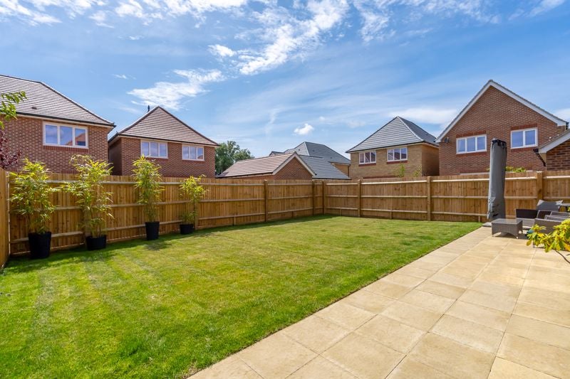 House Foxglove Way in Littlehampton